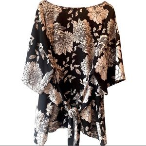 Molly & Isadora Top Black & White Floral Blouse with Front Tie sz 2x